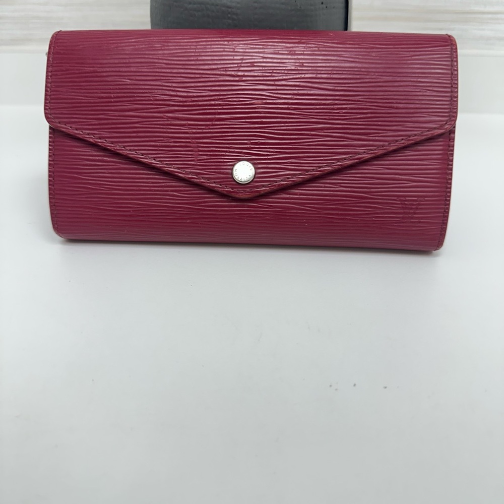 Louis Vuitton Textured Pink Wallet